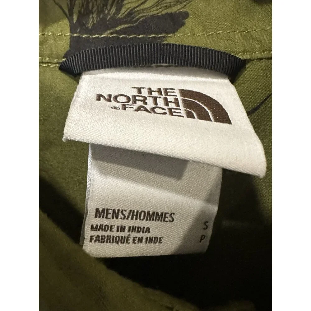 mens north face Button Short Sleeve Shirt Lot Of 2‎ Size S